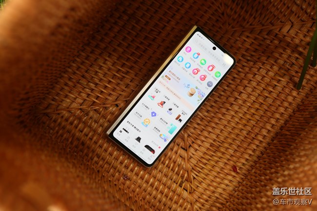 三星生活助手功能挺多，各种页面非常全