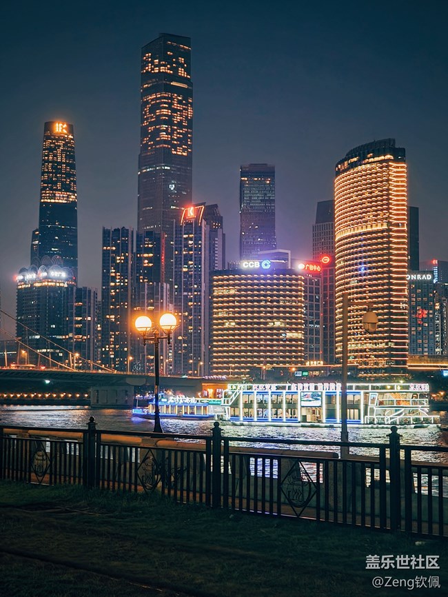 【生活需要色彩】记录此刻夏日的夜色