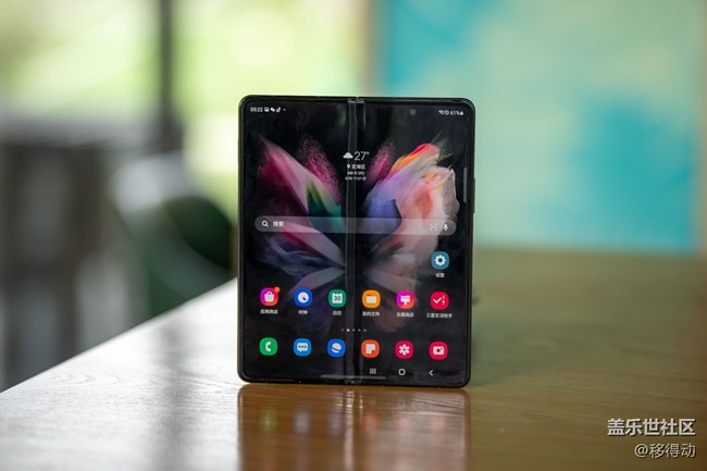 三星Galaxy Z Fold3 5G的立式交互模式体验如何?