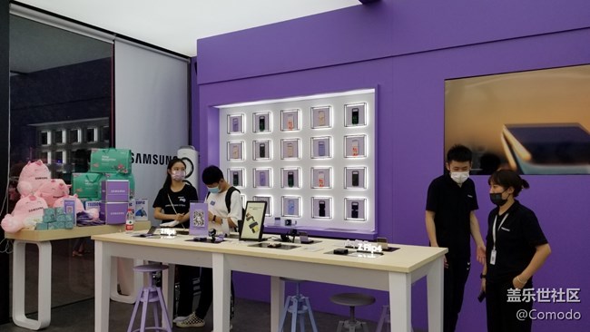 【新品快闪店打卡】又见Galaxy Fold