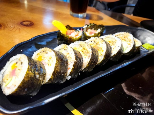三星Z Flip 3拍美食也是绝绝子啊！