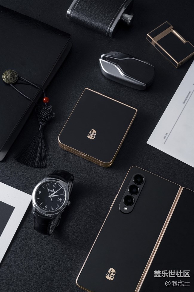 三星W23｜W23 Flip:匠心工艺 尊贵体验