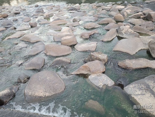#视角——小河流水