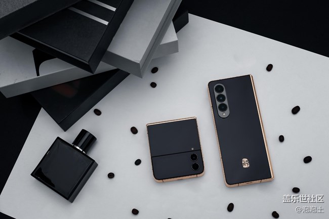 三星W23｜W23 Flip:匠心工艺 尊贵体验