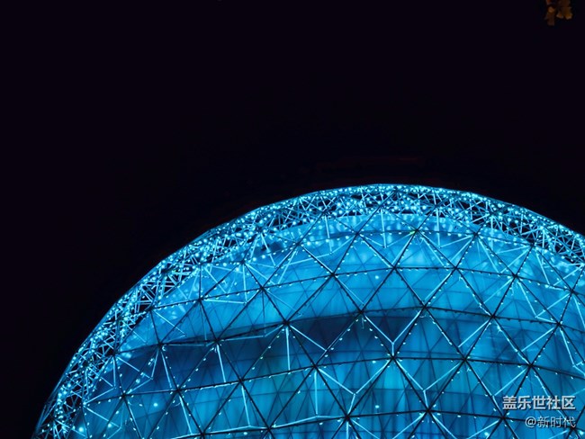 【色彩构成】+夜晚多彩的沈阳科学馆图书馆