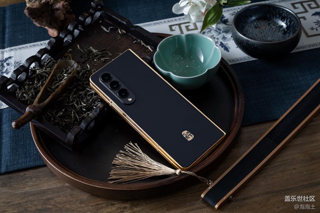 心系天下 三星W23匠心工艺 奢华风范