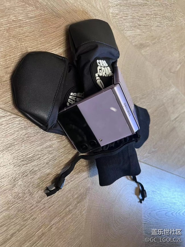 【我的三星手机搭配】Z FLIP3+滑雪手套