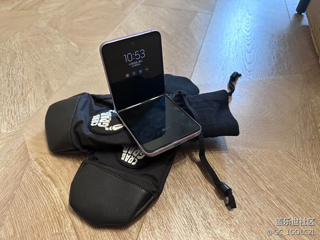 【我的三星手机搭配】Z FLIP3+滑雪手套