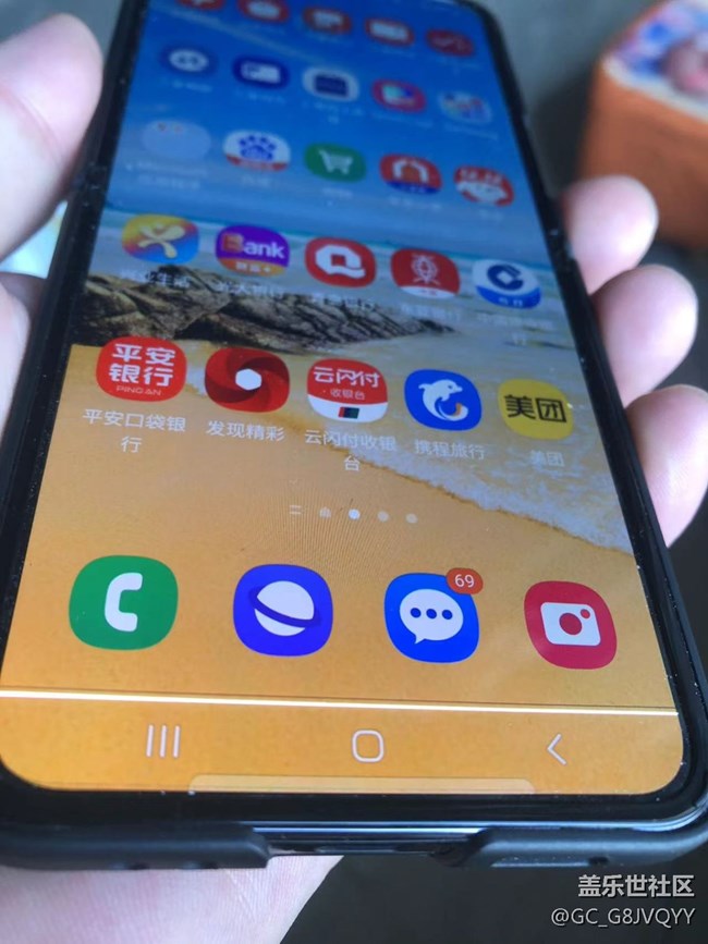 zplip4.屏幕底部出现亮条。