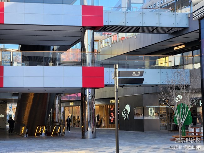 拍照对比：iPhone 14 Plus VS Galaxy S22+