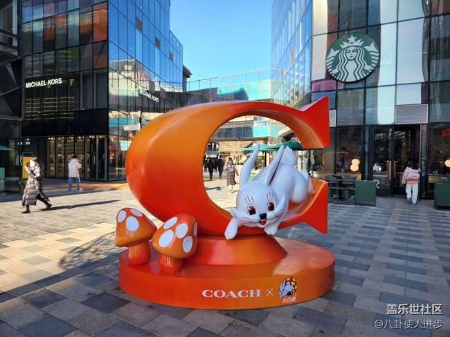 拍照对比：iPhone 14 Plus VS Galaxy S22+