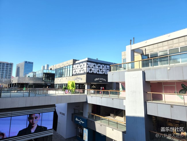 拍照对比：iPhone 14 Plus VS Galaxy S22+