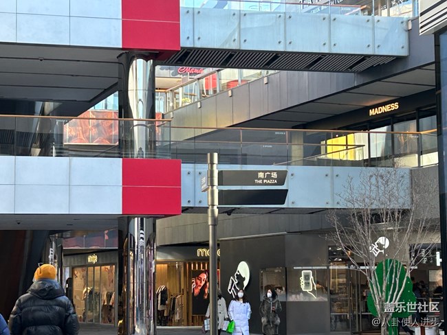 拍照对比：iPhone 14 Plus VS Galaxy S22+