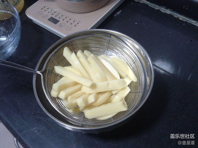 【打卡精彩生活】用空气炸锅自制薯条