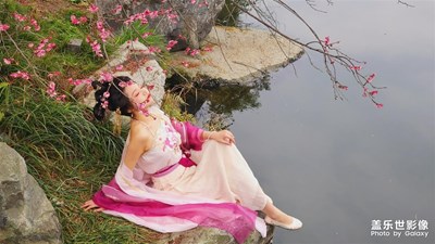 【碎片日常】春到浣花溪 梅开望丛祠