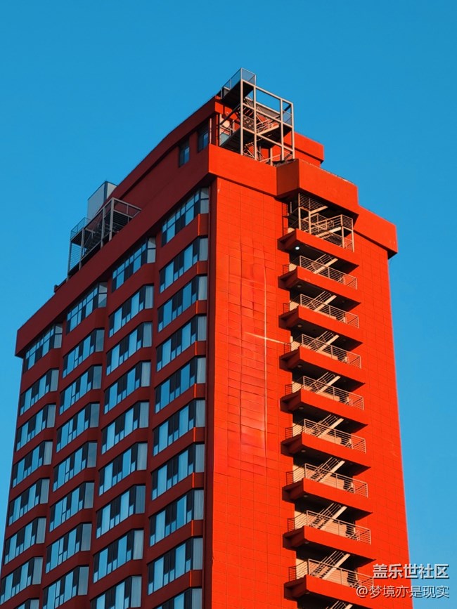仰望天空+沈阳中街建筑与蓝天