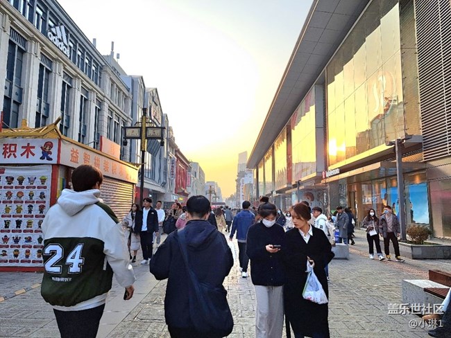 【万物复苏】熙熙攘攘