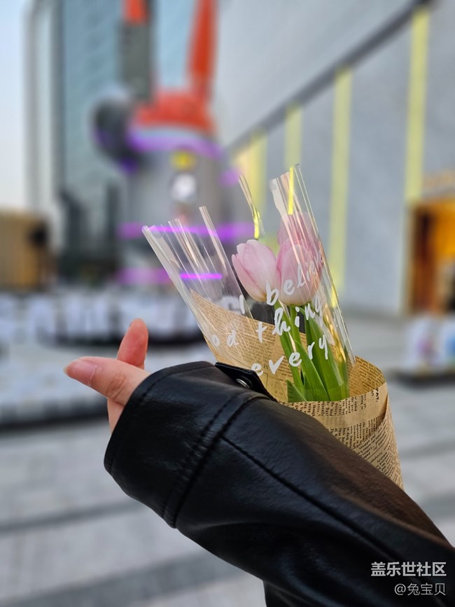 【芮欧百货打灯活动】+酷炫的兔子