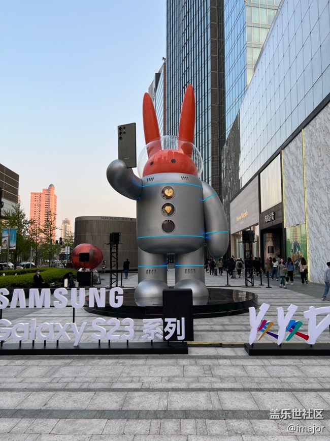 “爱、美、力量”——三星Galaxy S23与兔哥拉底