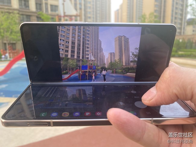 三星Galaxy Z Fold4折叠屏手机多角度悬停拍照