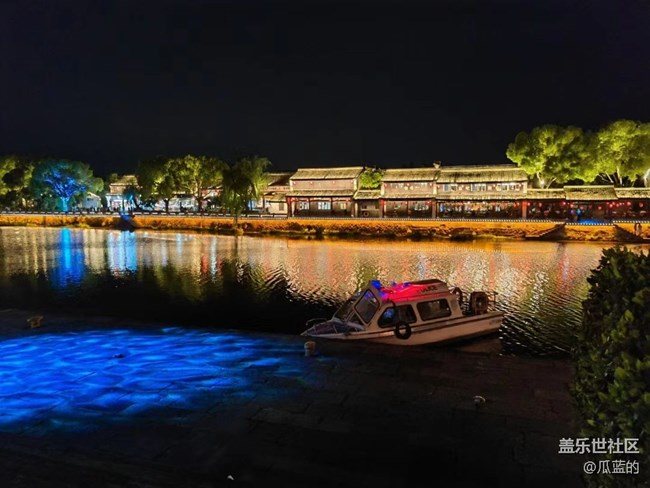 #假期掠影——霓虹