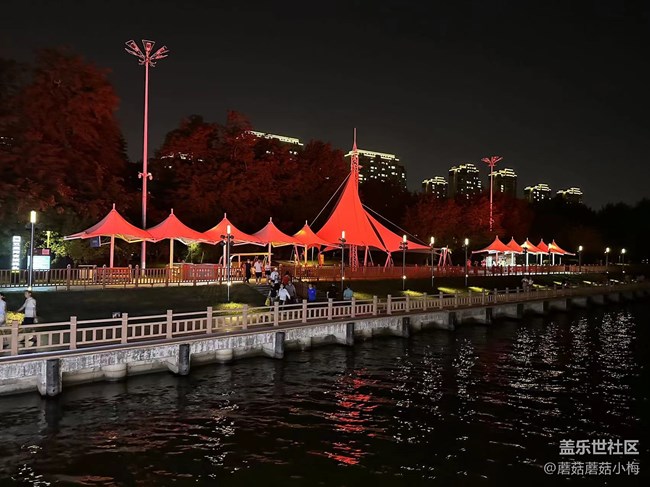 【浑河的夜景呀】凉风习习，游船去欣赏浑河吧