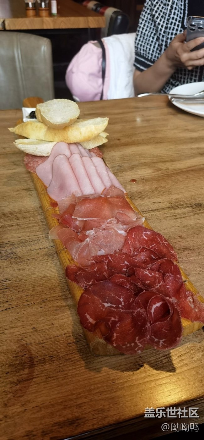 【阳光照耀的地方】吃美食