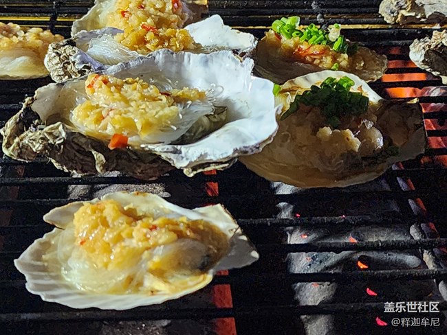 【火热的夏天】晚上纳凉逛烧烤