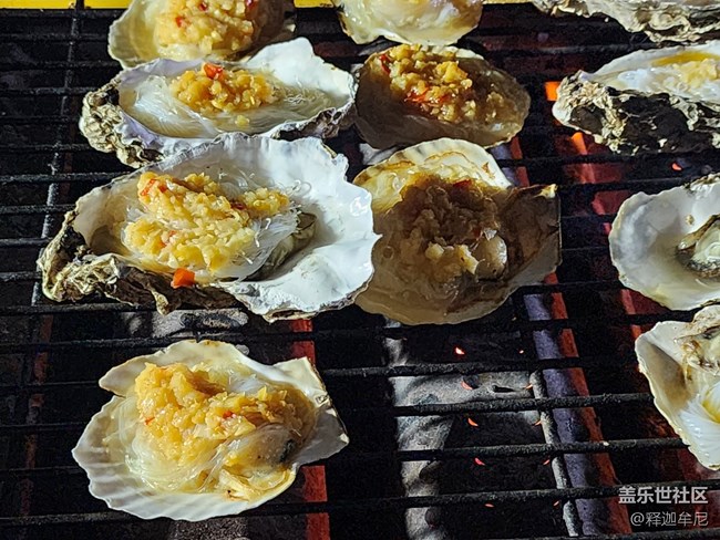 【火热的夏天】晚上纳凉逛烧烤