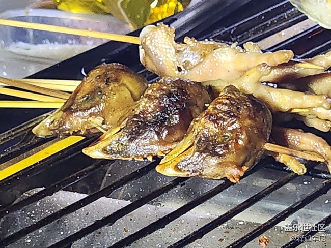 【火热的夏天】晚上纳凉逛烧烤