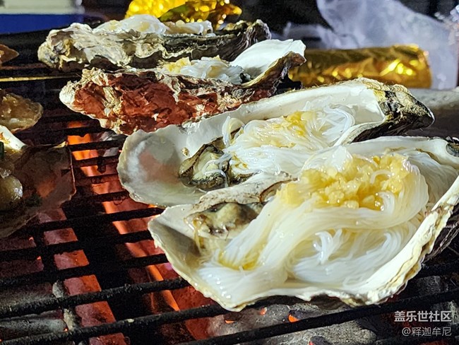 【火热的夏天】晚上纳凉逛烧烤