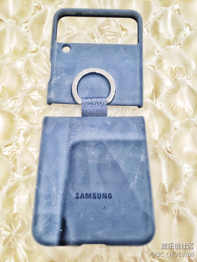【寻找logo大挑战】+Galaxy Z Flip4 指环式硅胶保护壳 黑色