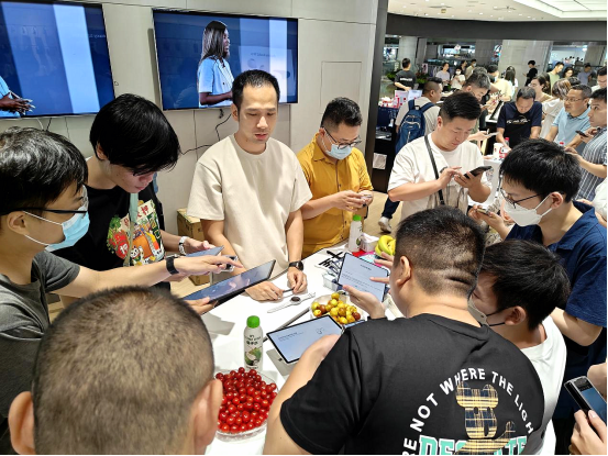 【第五代折叠新品】第五代折叠新品发布直播广州门店现场回顾