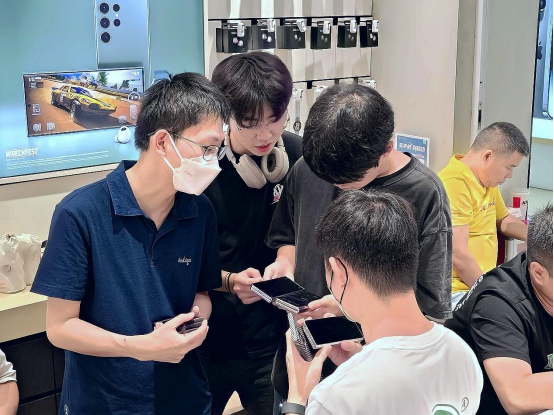 【第五代折叠新品】第五代折叠新品发布直播广州门店现场回顾