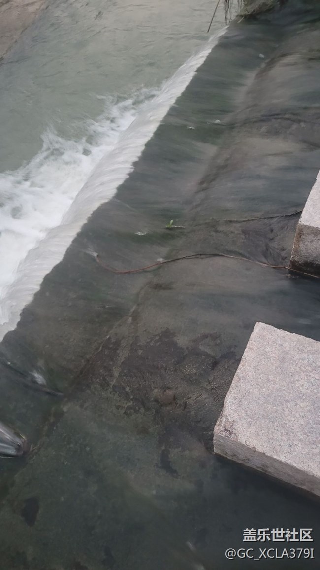 【那年初秋】小河流水