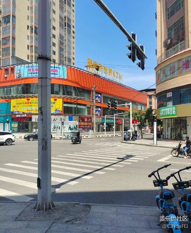 【街景】正午时分