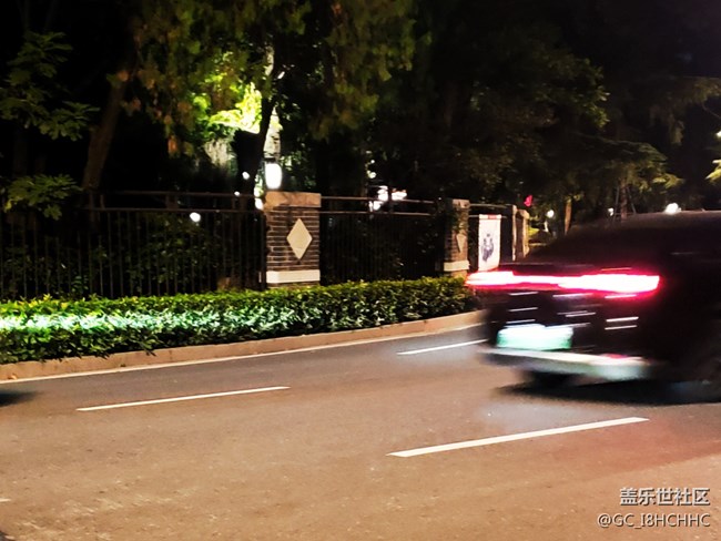 【街景】+转弯处的夜