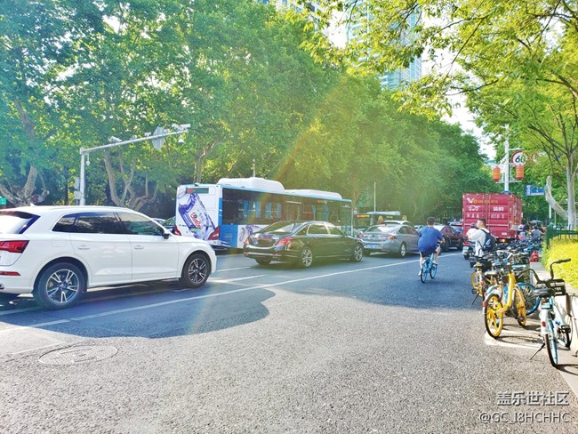 【街景】+新街口东北角
