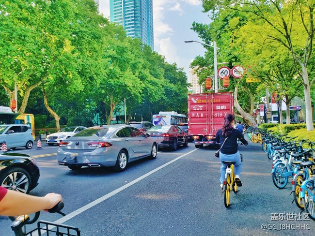 【街景】+新街口东北角