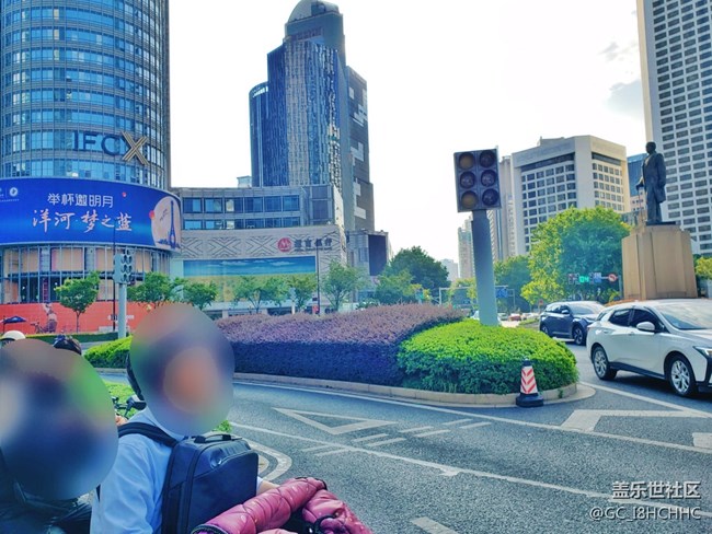 【街景】+新街口东南角