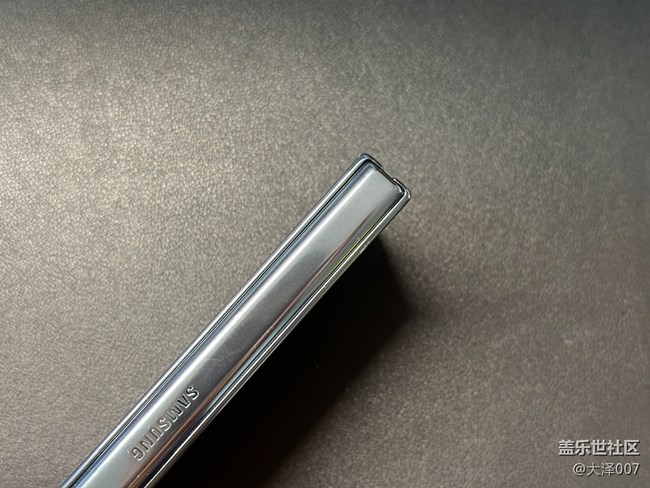 你们知道三星Galaxy Z Fold4是如何做到IPX8级防水的吗？