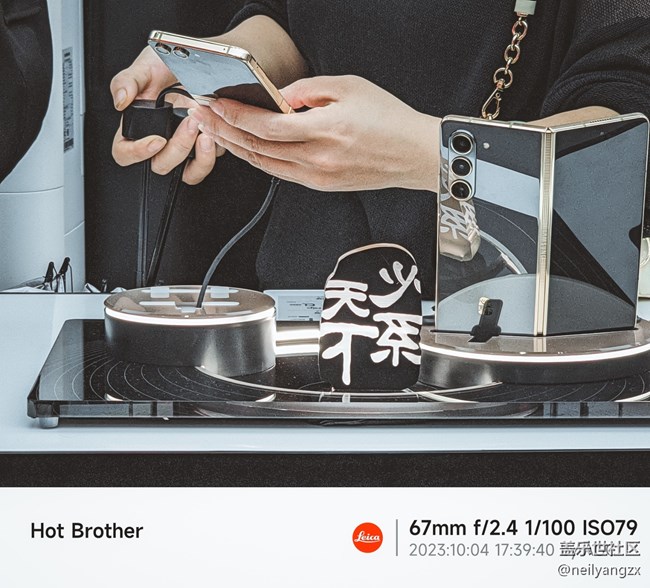 【山城W24】+古典与科技的时空交织，奇迹在此快闪门店绽放