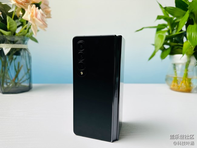 三星Galaxy Z Fold4内屏实用