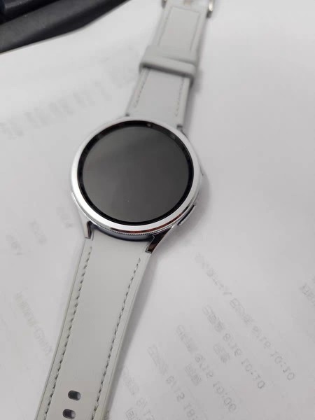 【三星智能穿戴】双11购入Watch6C久违的物理表圈
