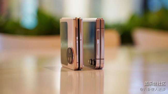 Galaxy Z Flip5 VS OPPO Find N3 Flip外观对比