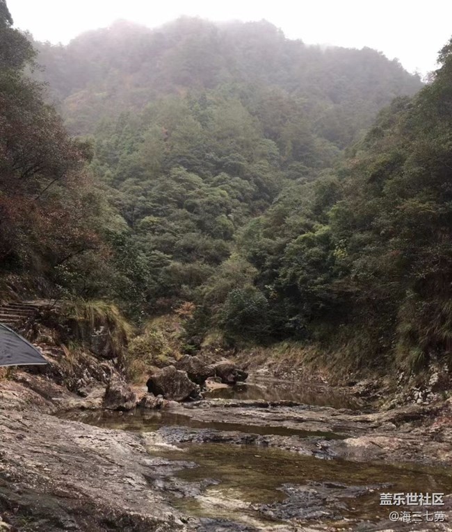 【抓住秋天的尾巴】深山