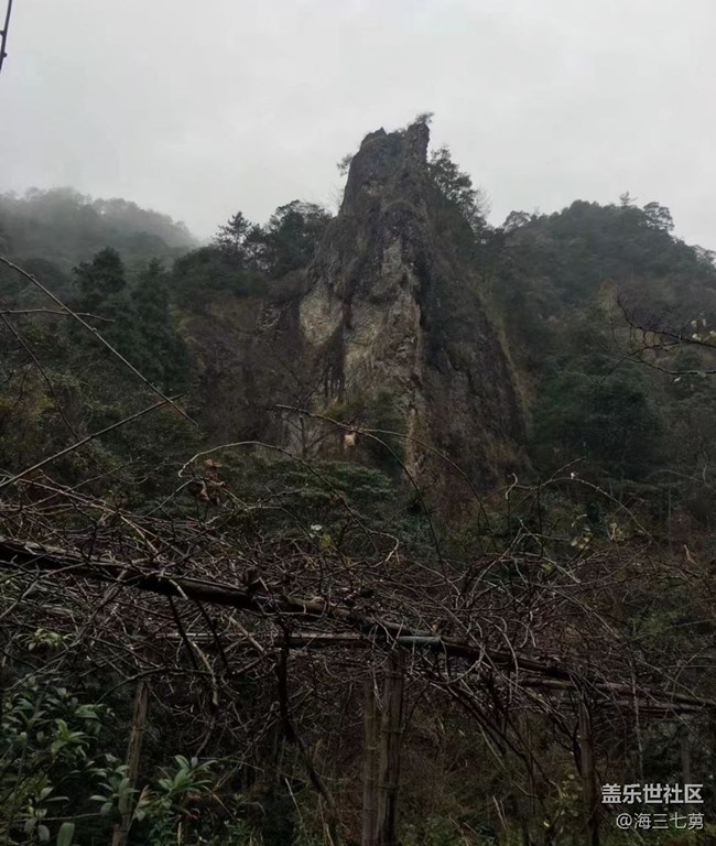 【抓住秋天的尾巴】深山