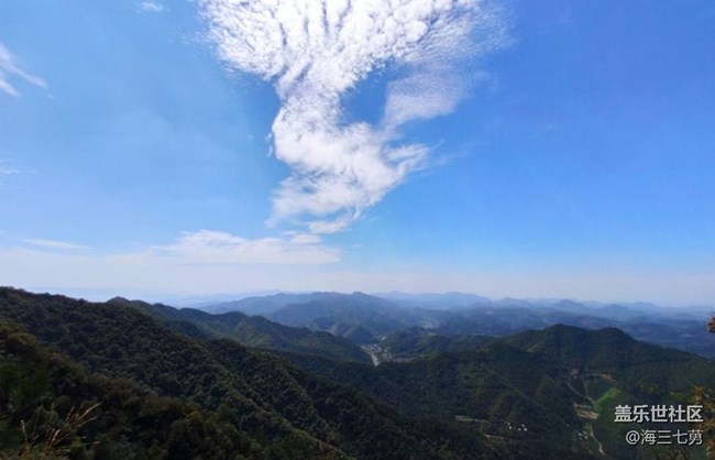 【秋日胜春朝】进山