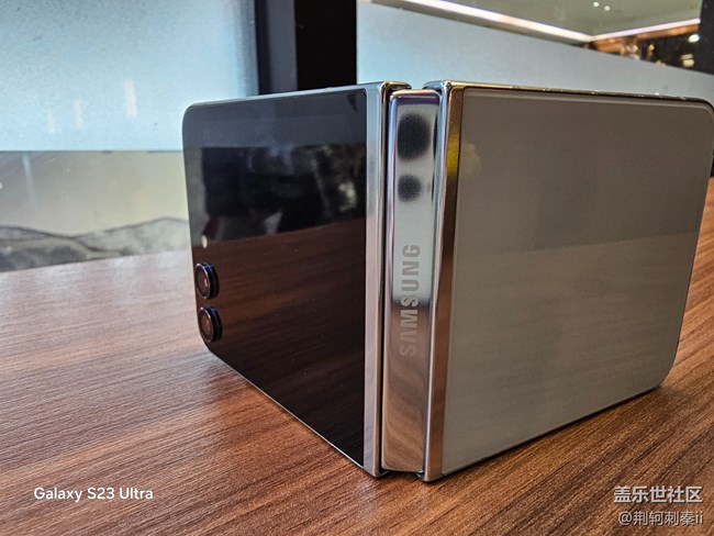 【Zflip5 体验】精致典雅，彰显品位