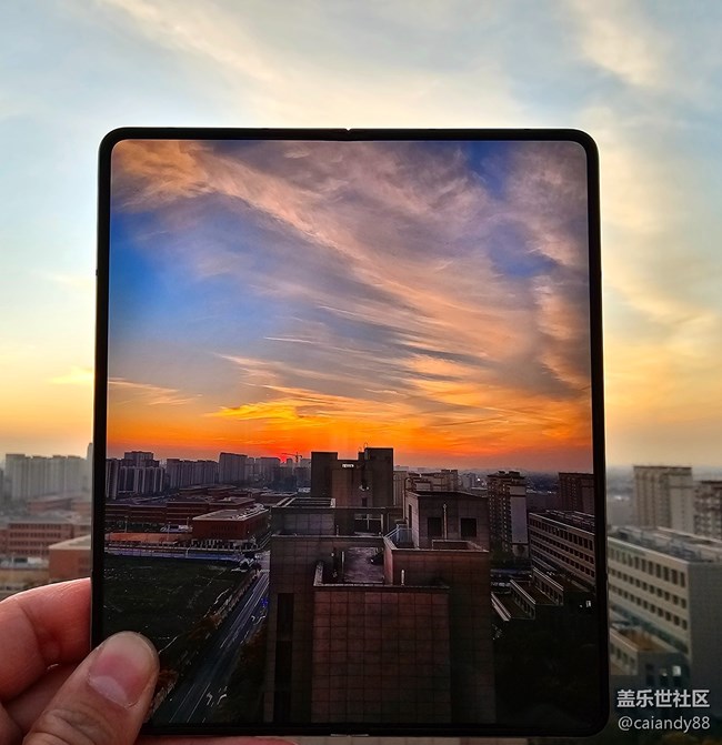 体验再次进化，Z Fold5外观和拍摄能力分享